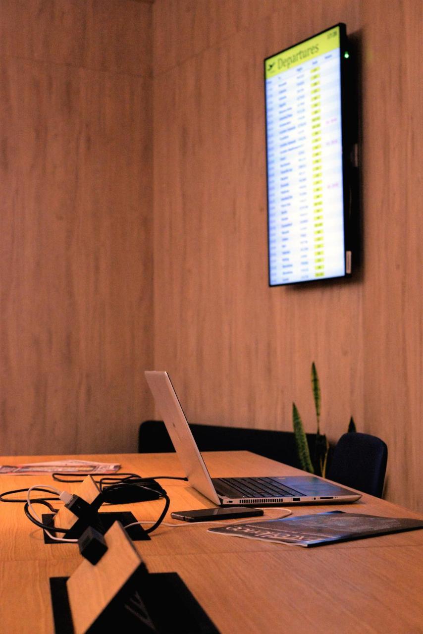 Air Rooms Rome Airport by HelloSky Fiumicino Eksteriør bilde